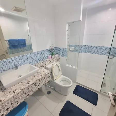 The Beach Bangsaen Condo 327-50 Chonburi Exterior photo